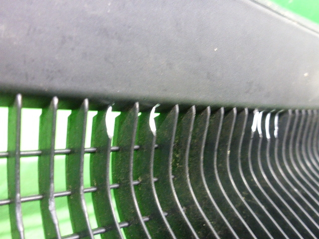 Решетка стеклоочистителей (Жабо)