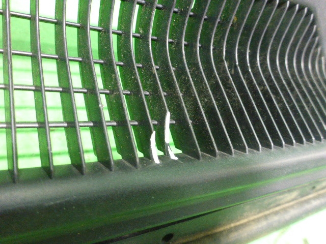 Решетка стеклоочистителей (Жабо)