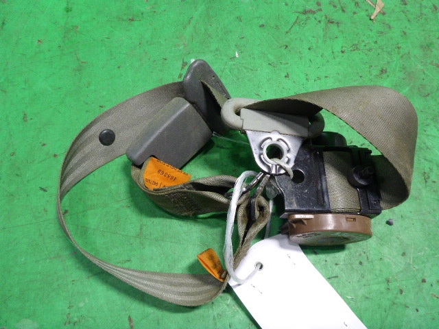 Ремень безопасности