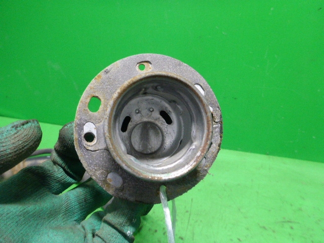 Горловина топливного бака