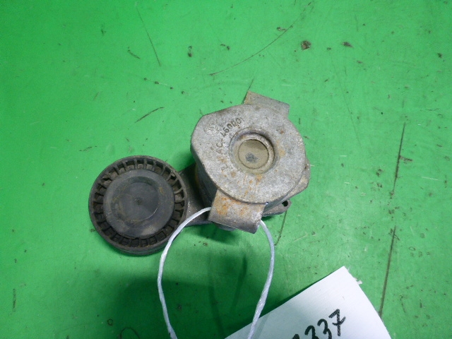 Ролик-натяжитель