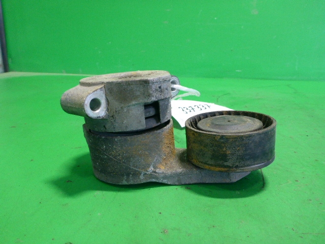 Ролик-натяжитель