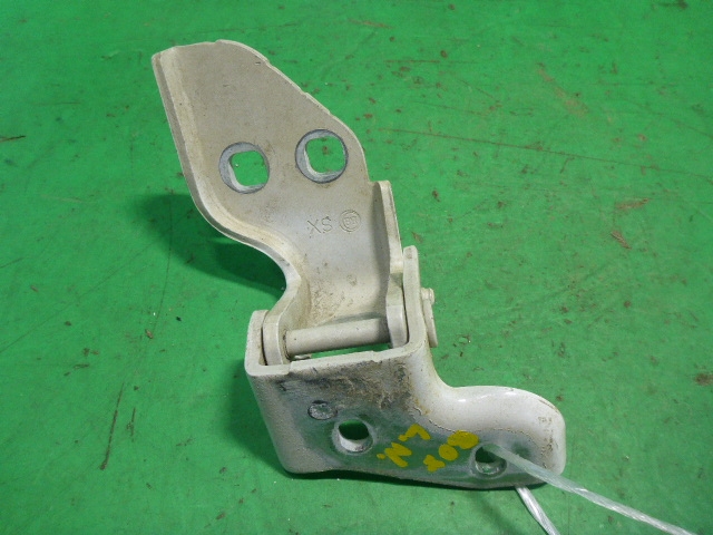 Петля двери передней левой нижняя для Boxer 2006>