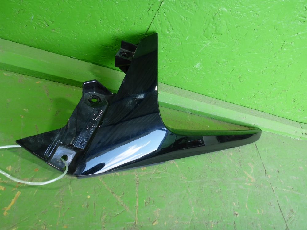 Накладка двери багажника