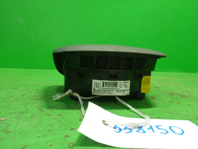 Подушка безопасности в рулевое колесо