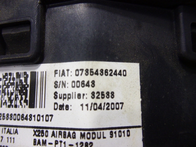 Подушка безопасности в рулевое колесо