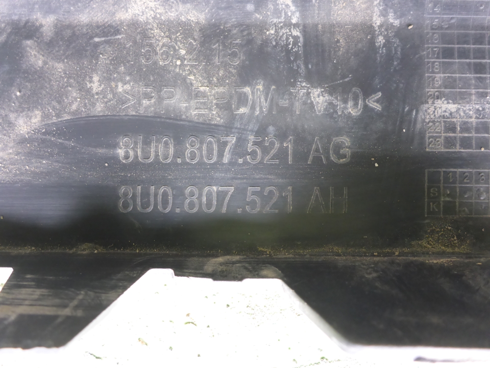 Бампер задний