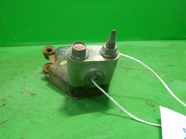 Кронштейн КПП левый