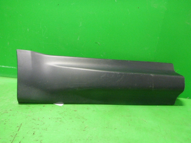 Накладка двери задней правой