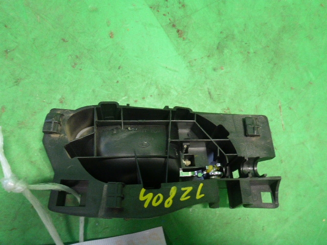 Ручка двери задней внутренняя левая