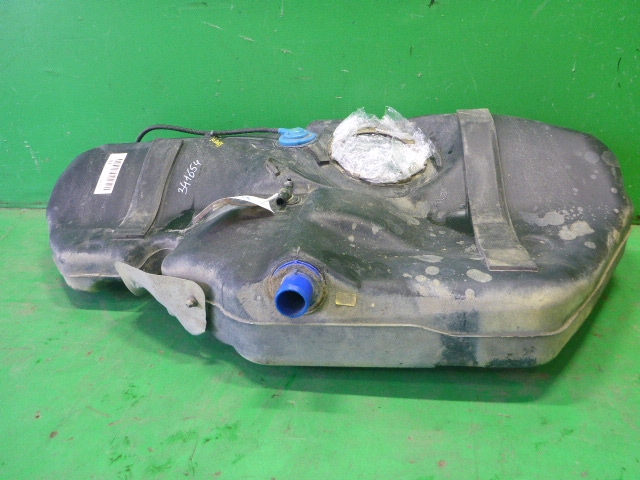 Бак топливный