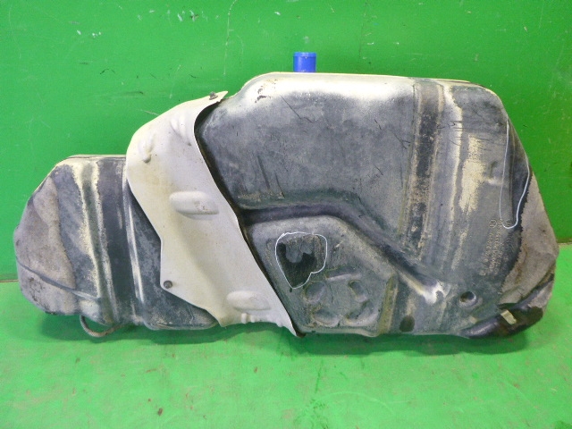 Бак топливный