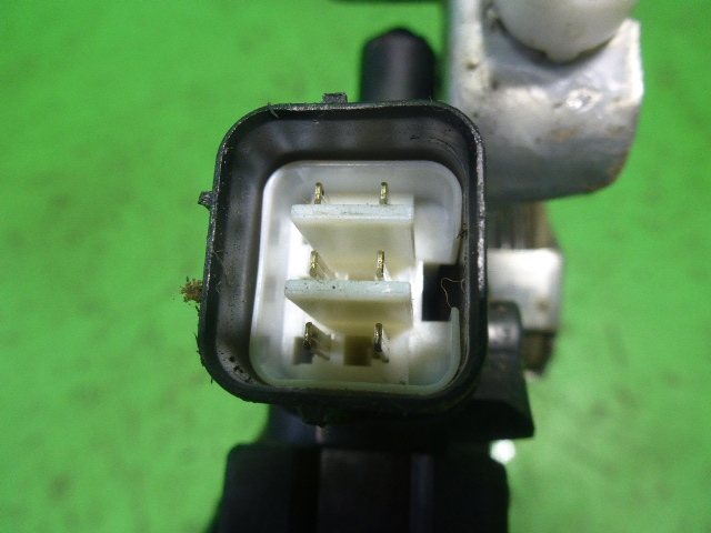 Стеклоподъемник электр. задний правый