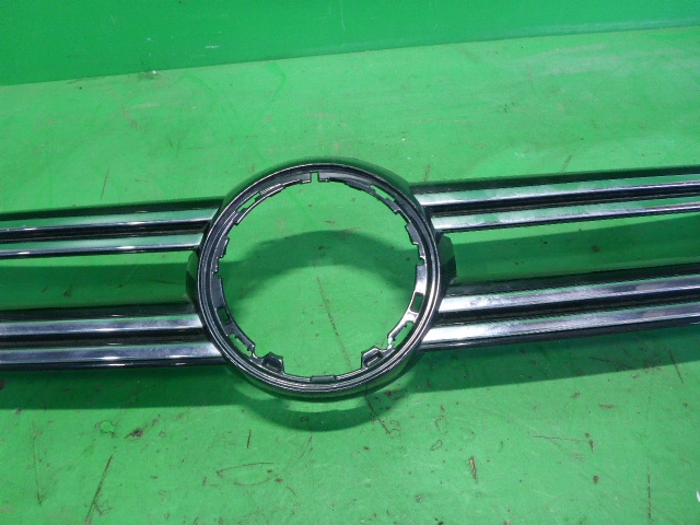 Накладка на решетку радиатора