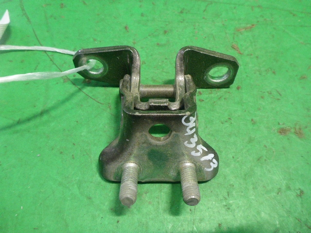 Петля двери задней правой верхняя