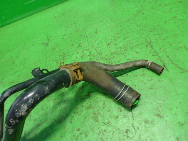 Горловина топливного бака