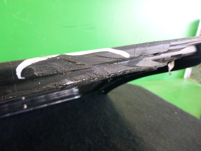 Стекло кузовное глухое правое