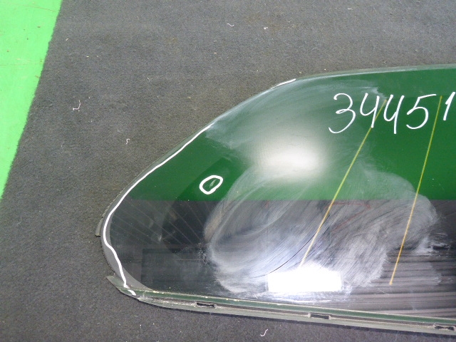 Стекло кузовное глухое правое