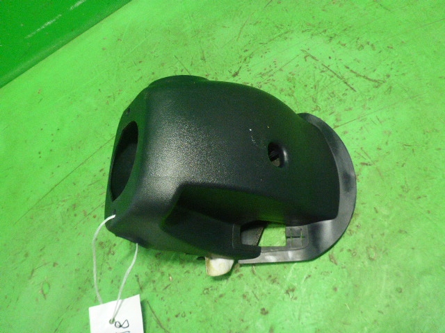 Кожух рулевой колонки