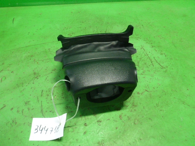 Кожух рулевой колонки