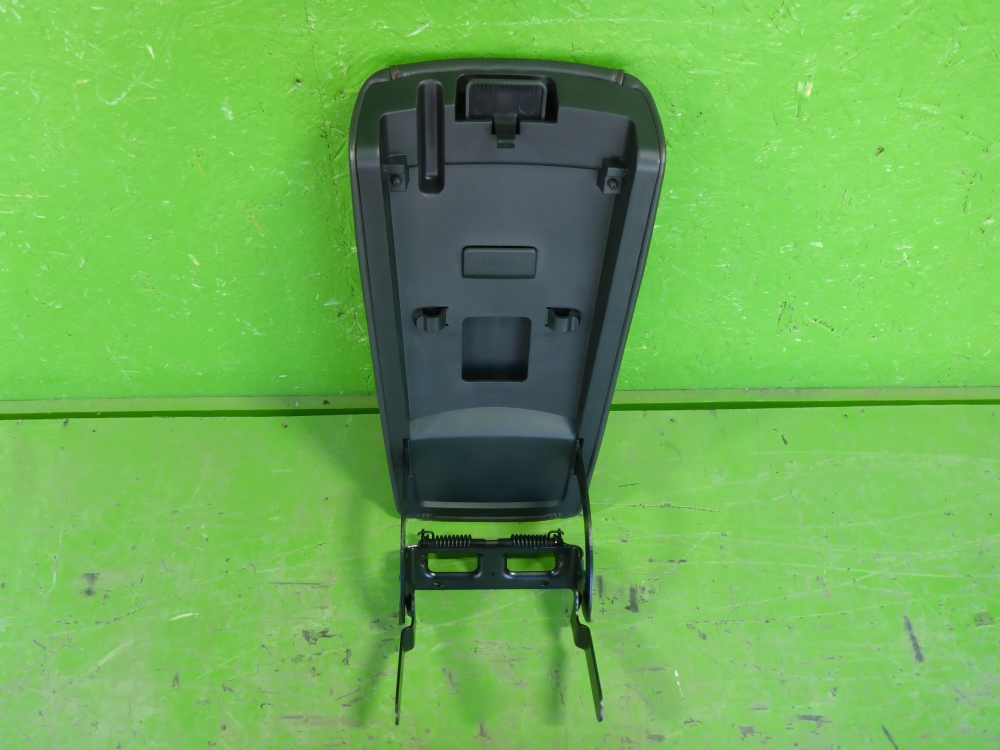 Подлокотник