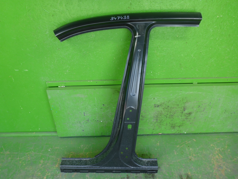 Порог со стойкой левый