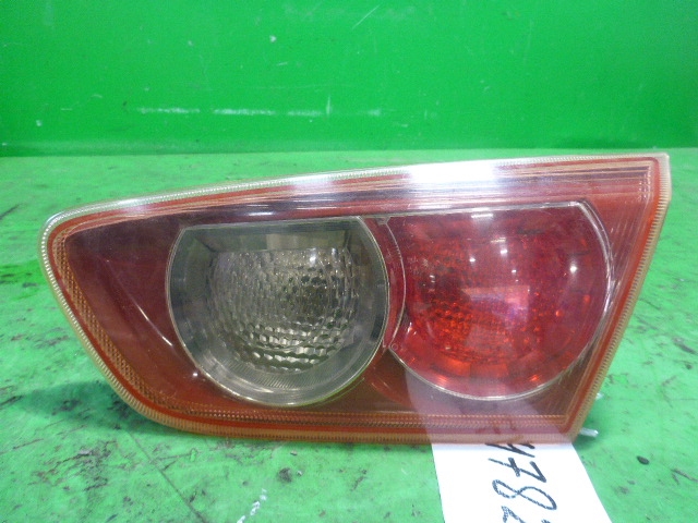 Фонарь задний внутренний правый