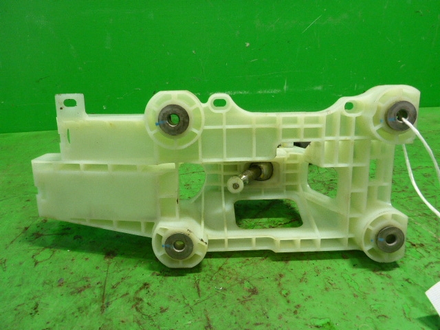 Кулиса МКПП / АКПП