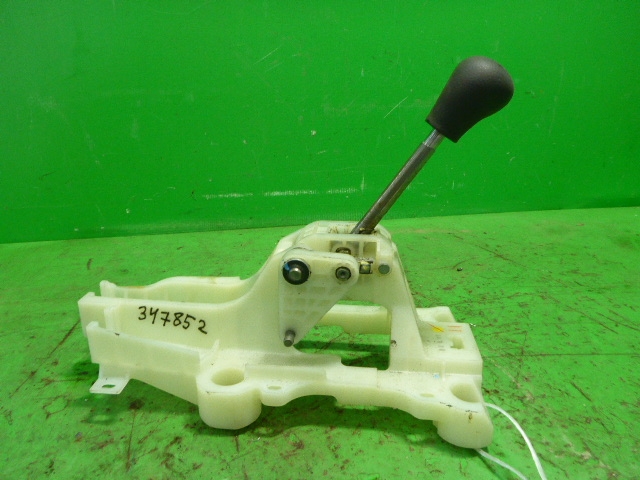 Кулиса МКПП / АКПП