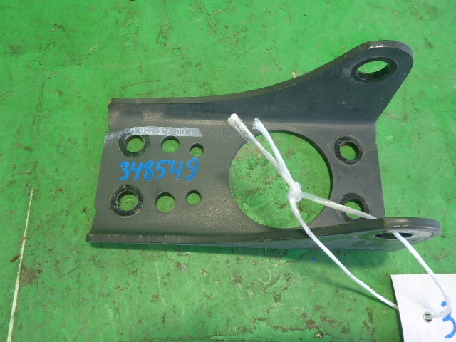 Опора заднего амортизатора