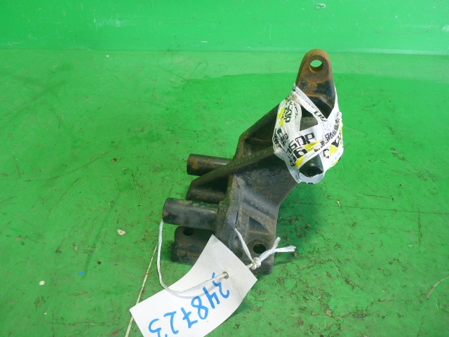 Кронштейн крепления торсиона