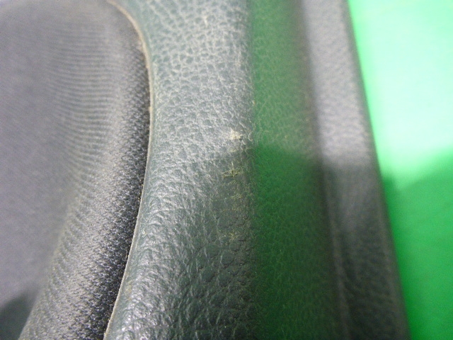 Обшивка двери задней правой