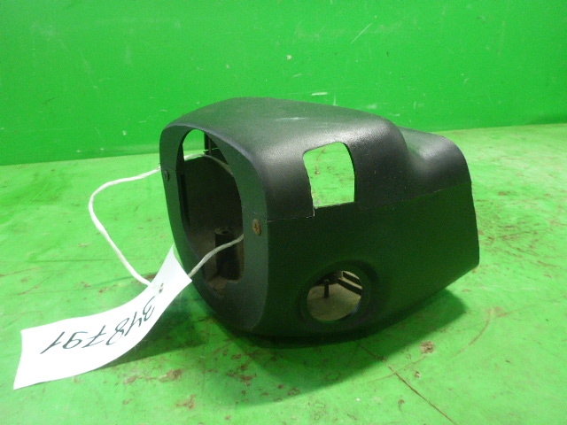 Кожух рулевой колонки