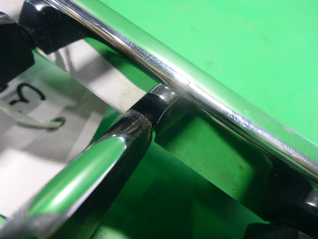 Решетка радиатора правая