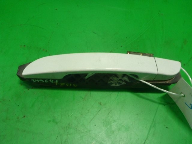 Ручка двери задней наружная левая