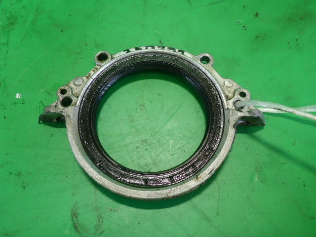 Крышка коленвала задняя