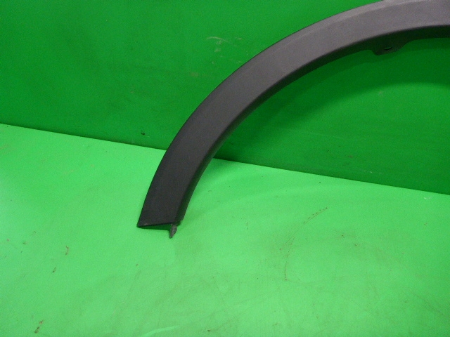 Накладка заднего крыла правого