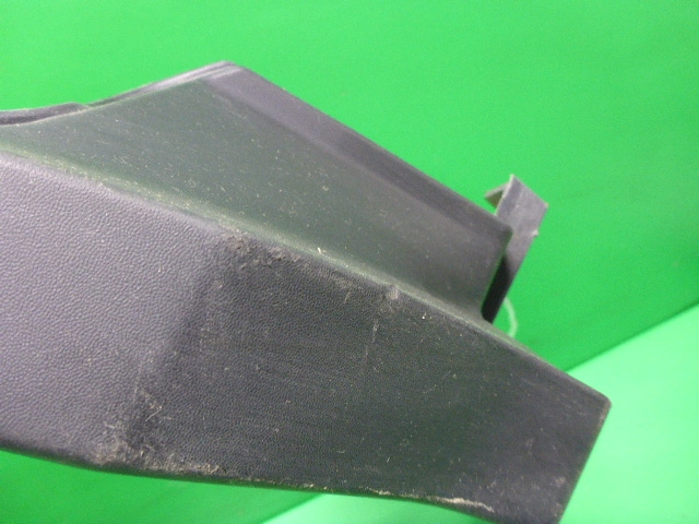 Накладка заднего крыла правого