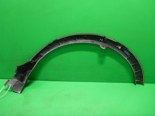 Накладка заднего крыла правого