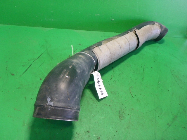 Патрубок воздушного фильтра