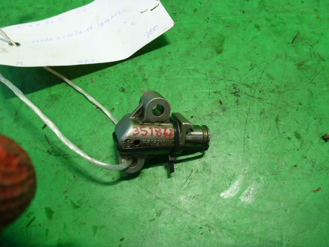 Натяжитель цепи