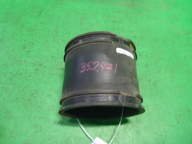 Патрубок воздушного фильтра