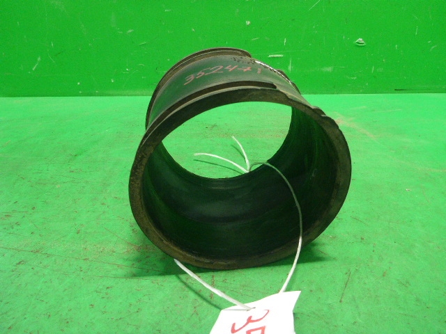 Патрубок воздушного фильтра