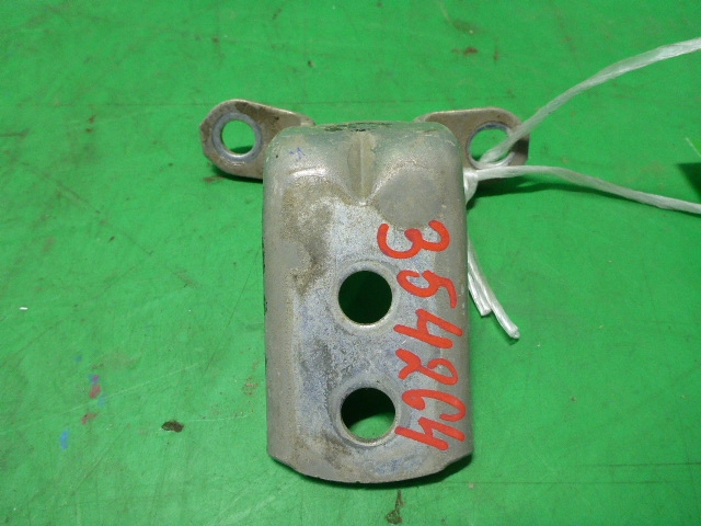 Петля двери передней правой верхняя