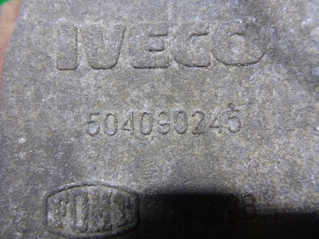 Кронштейн двигателя передний