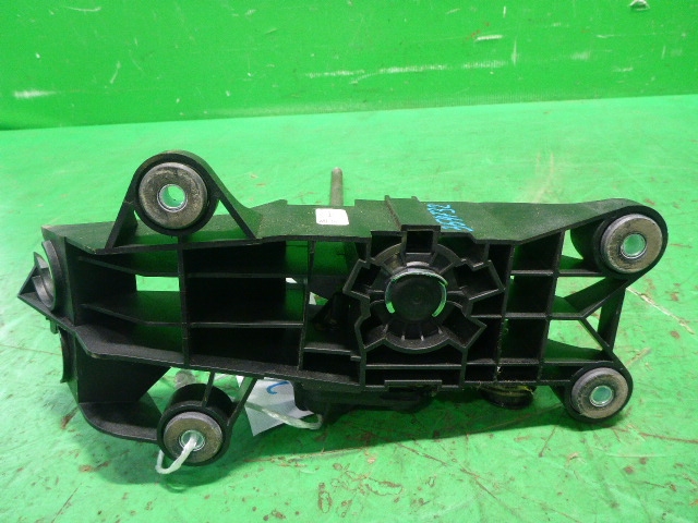 Кулиса МКПП / АКПП