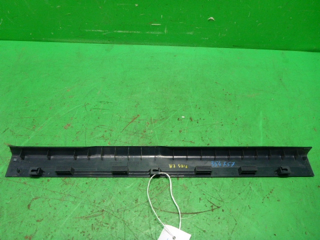 Накладка порога (внутренняя)