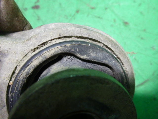 Рычаг задний продольный правый