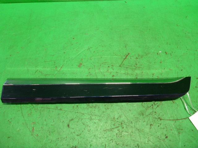 Накладка двери задней левой