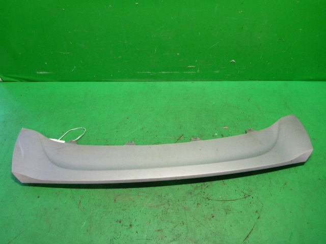 Накладка переднего бампера